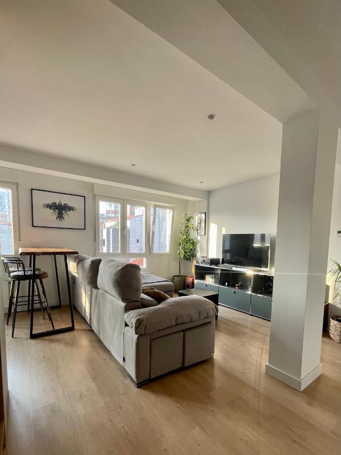 Piso De 2 Habitaciones En Centro, Zona Muy Tranquila Con Playa A 2 Min Andando خيخون المظهر الخارجي الصورة